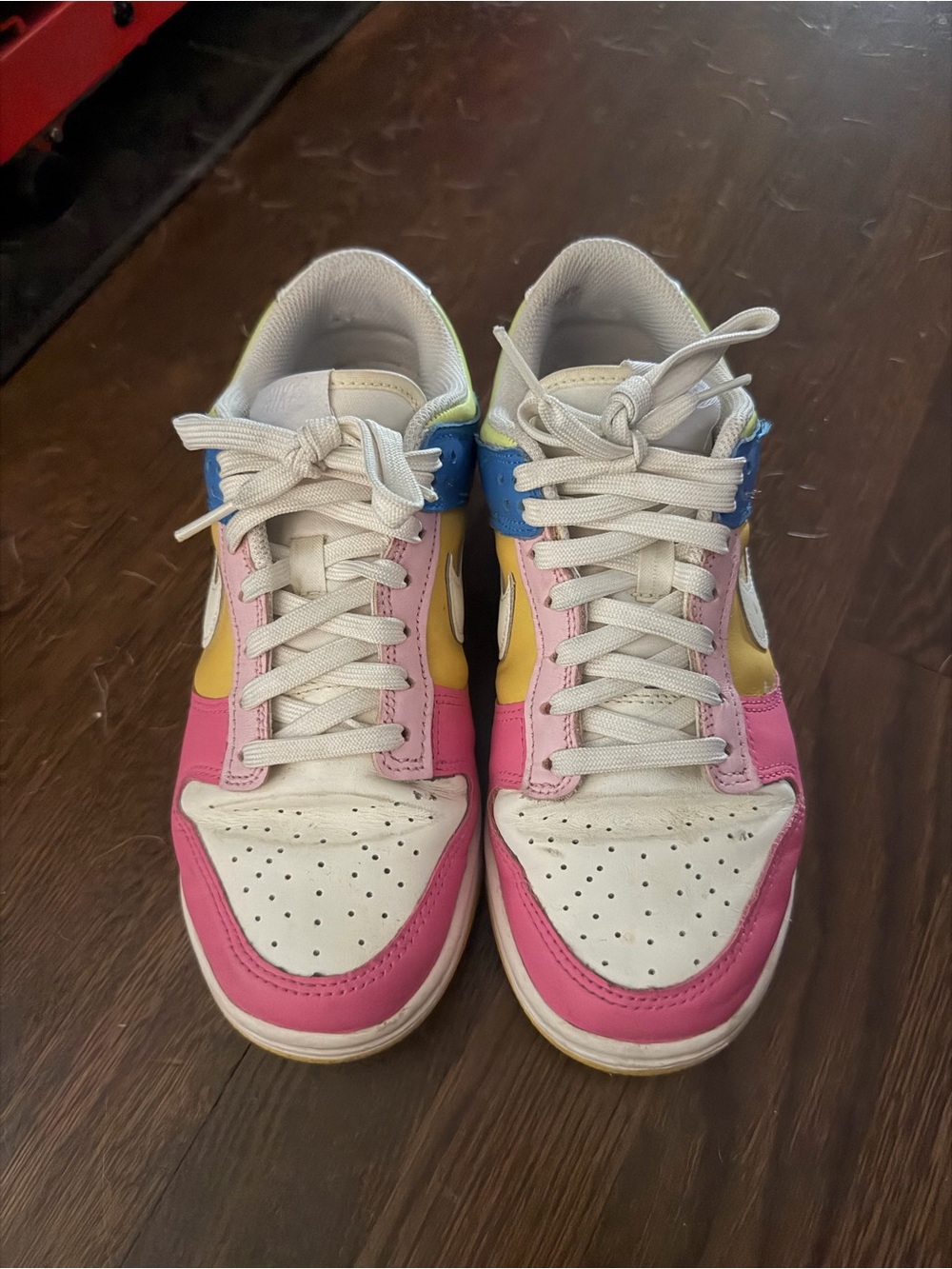 Nike Kids Multicolor Sneakers in Pink, Yellow & Blue
